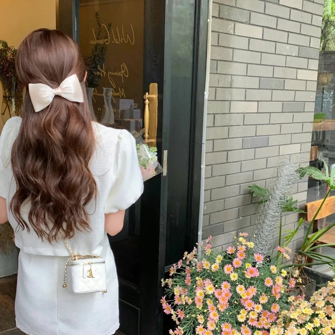 棉花云下的水圈